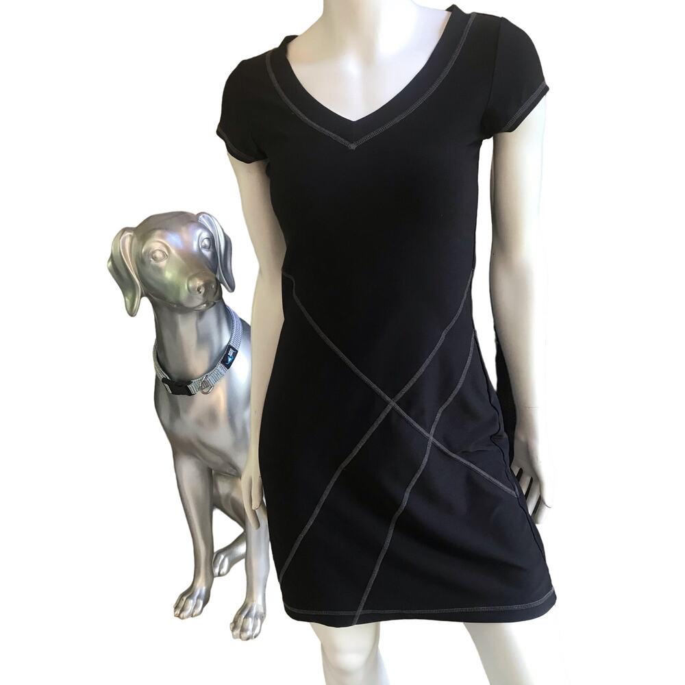 Lucy V-Neck Short Sleeve Black Dress Women's Size Small
